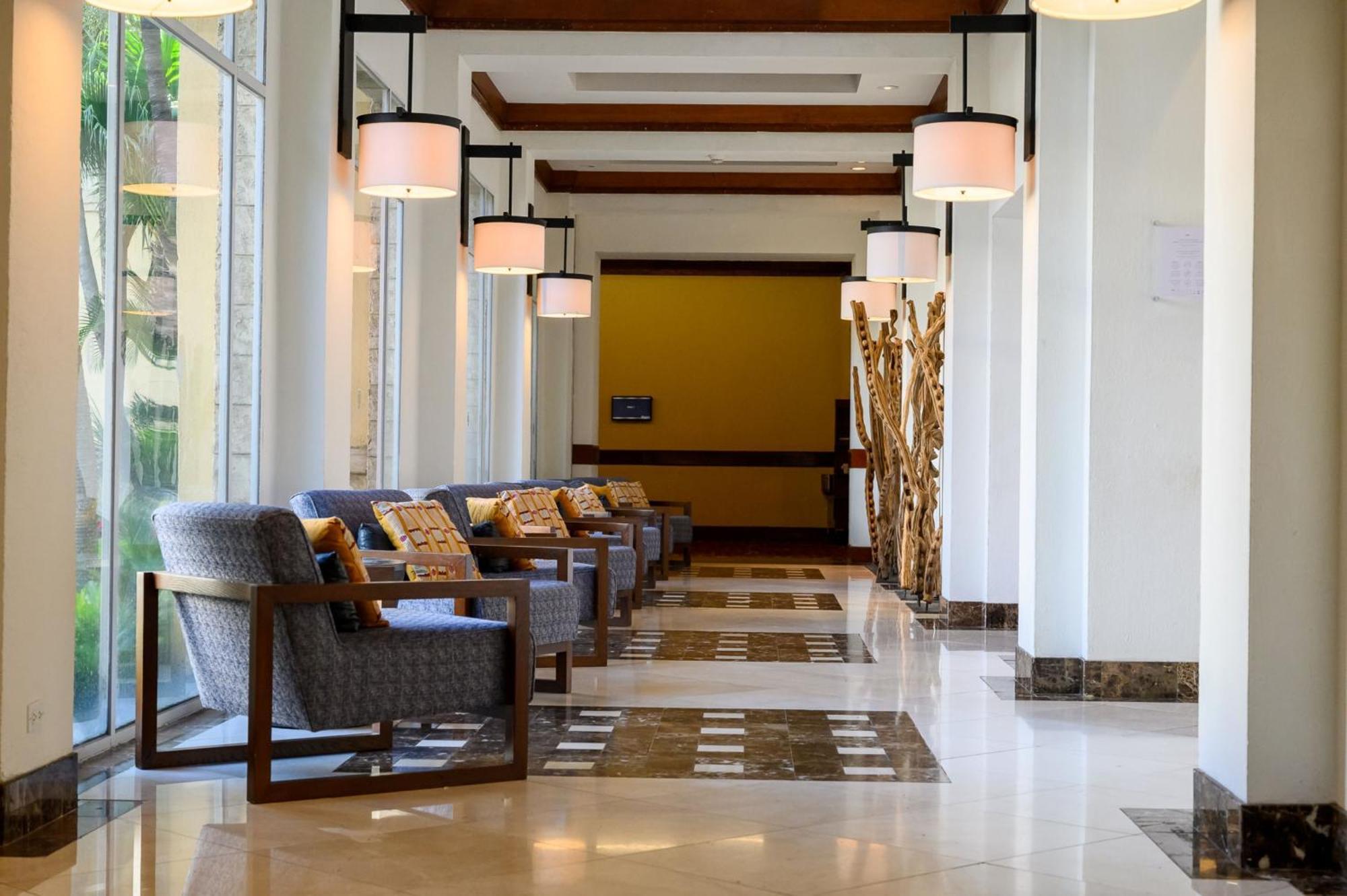 Real Intercontinental Metrocentro By Ihg